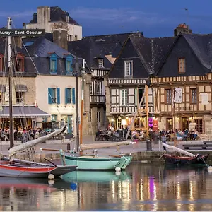 Rare - En Plein Milieu Du Port De St Goustan A Auray- Grand T2 - 50m2 -belle Terrasse Auray